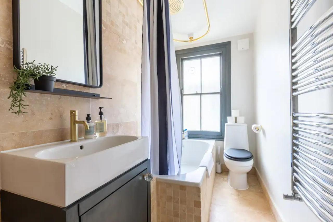 Luxuriously Designed 3 Bedroom Apartment In Clapham London Exterior foto